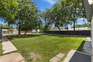 1065 Sunset Cir, Garland, TX 75040 - Photo 26