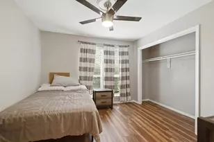 1917 Pleasant Valley Dr, Plano, TX 75023 - Photo 18