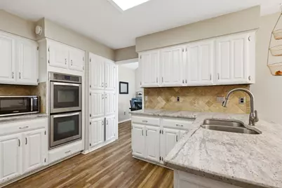 1917 Pleasant Valley Drive, Plano, TX 75023 - Photo 14