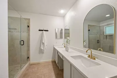 2621 Bayberry Lane, Euless, TX 76039 - Photo 12