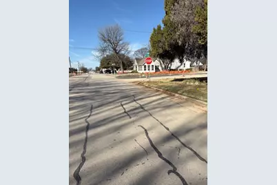 201 E Vine Street, Keller, TX 76248 - Photo 24