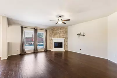 205 Whitman Drive, McKinney, TX 75072 - Photo 6