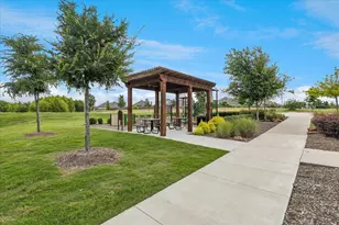 10440 Potawatomi Ln, Fort Worth, TX 76179 - Photo 36
