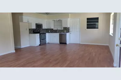 101 S Quinlan Street, Howe, TX 75459 - Photo 2