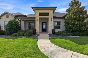 697 E Canyon Creek Ln, Weatherford, TX 76087 - Photo 2