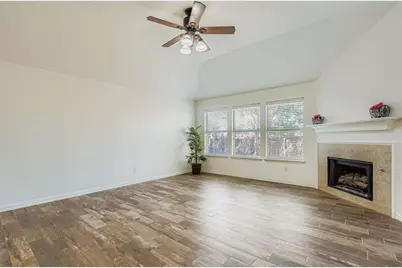 12407 Hawk Creek Drive, Frisco, TX 75033 - Photo 16