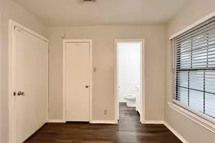 1108 N Elm St, Denton, TX 76201 - Photo 18