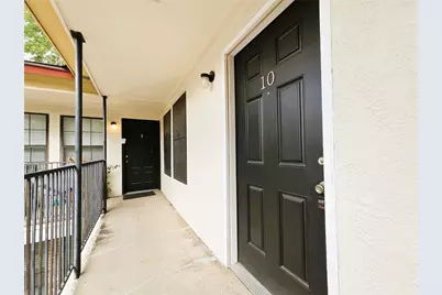 1108 N Elm Street #10, Denton, TX 76201 - Photo 4