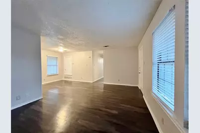 1108 N Elm Street #10, Denton, TX 76201 - Photo 8