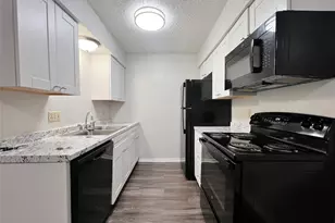 1108 N Elm St, Denton, TX 76201 - Photo 12