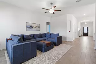909 Blackhawk Dr, Princeton, TX 75407 - Photo 8