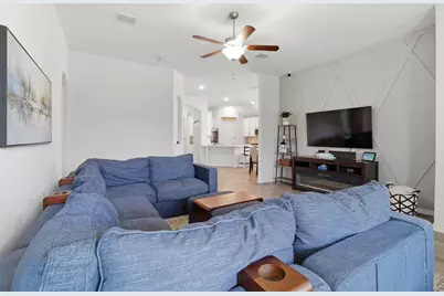 909 Black Hawk Drive, Princeton, TX 75407 - Photo 10