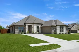 10 Osprey St, Joshua, TX 76058 - Photo 2