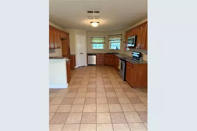 2520 Emerald Forest Drive, Burleson, TX 76028 - Photo 6