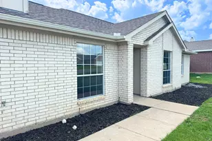 3000 Meandering Way, Granbury, TX 76049 - Photo 2