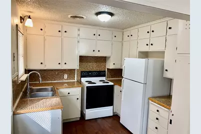3241 S 11th Street, Abilene, TX 79605 - Photo 6