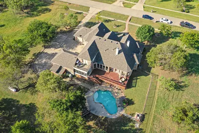 811 Mallard Pointe Drive, Grand Prairie, TX 75104 - Photo 40