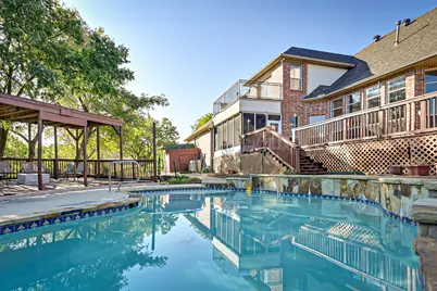811 Mallard Pointe Drive, Grand Prairie, TX 75104 - Photo 32