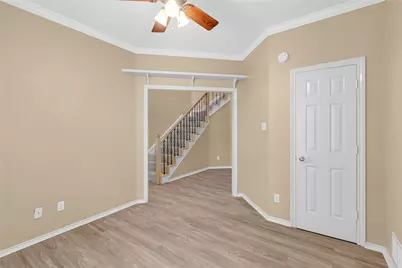 1012 Woodbriar Drive, Grapevine, TX 76051 - Photo 6
