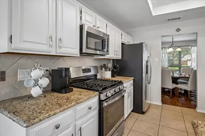 2028 Lansdown Drive, Carrollton, TX 75010 - Photo 14