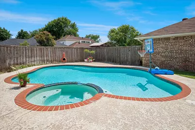 2028 Lansdown Drive, Carrollton, TX 75010 - Photo 4