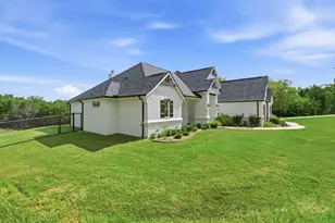 100 Cedar Mountain Dr, Weatherford, TX 76085 - Photo 2