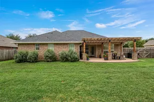 929 Princess Diana Dr, Waco, TX 76657 - Photo 32