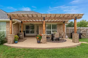 929 Princess Diana Dr, Waco, TX 76657 - Photo 34