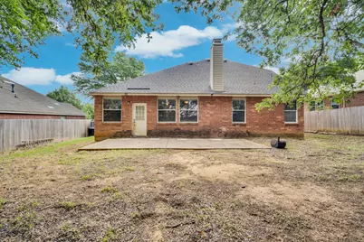 708 Hummingbird Trail, Crowley, TX 76036 - Photo 22