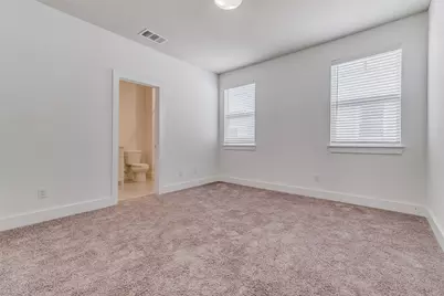 2633 La Altura Lane, Dallas, TX 75212 - Photo 14