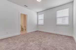 2633 La Altura Ln, Dallas, TX 75212 - Photo 14