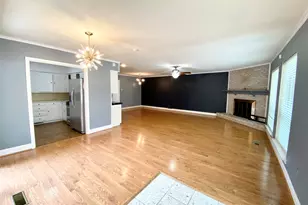 13318 Southview Ln, Dallas, TX 75240 - Photo 2