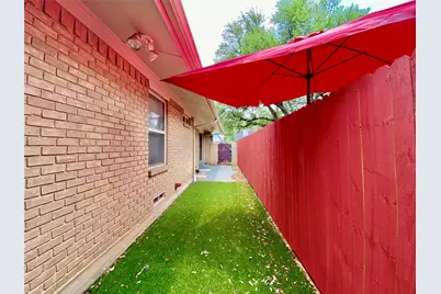13318 Southview Lane, Dallas, TX 75240 - Photo 12