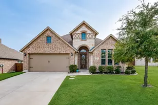 513 Thompson Dr, Van Alstyne, TX 75495 - Photo 2