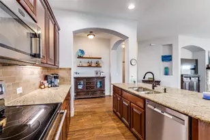 513 Thompson Dr, Van Alstyne, TX 75495 - Photo 8
