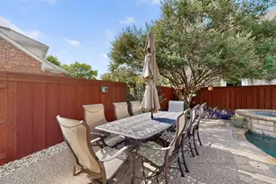 700 Salmon Run Ct, Euless, TX 76039 - Photo 36