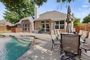 700 Salmon Run Ct, Euless, TX 76039 - Photo 34