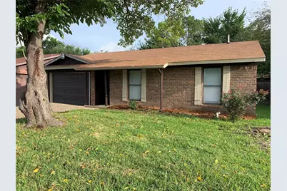 406 E Springdale Lane, Grand Prairie, TX 75052 - Photo 8