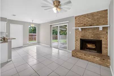 2219 Foxcroft Lane, Arlington, TX 76014 - Photo 6