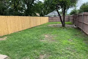 3501 Latimer St, Dallas, TX 75215 - Photo 10