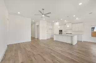 821 Blue Fescue Rd, Fort Worth, TX 76247 - Photo 16