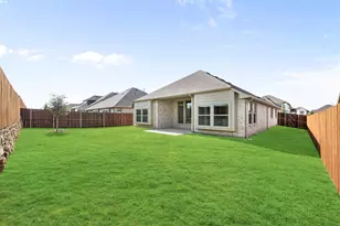 821 Blue Fescue Rd, Fort Worth, TX 76247 - Photo 34