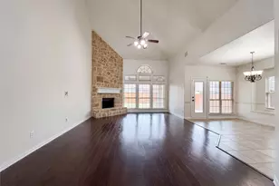 2948 Almansa, Grand Prairie, TX 75054 - Photo 8
