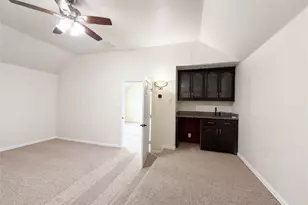 2948 Almansa, Grand Prairie, TX 75054 - Photo 10