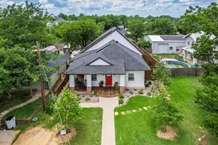 406 Commerce St, Maypearl, TX 76064 - Photo 2