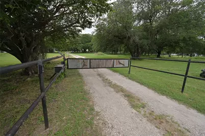 408 County Road 4856, Newark, TX 76071 - Photo 2