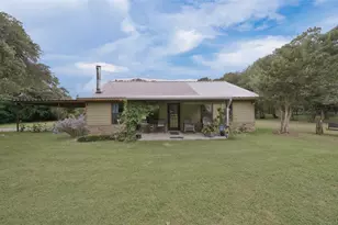 408 Co Rd 4856, Newark, TX 76071 - Photo 1