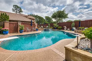 2405 Bluffview Ct, Arlington, TX 76011 - Photo 22