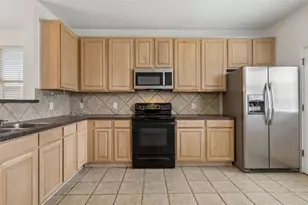 6508 Courtyards Dr, McKinney, TX 75072 - Photo 14
