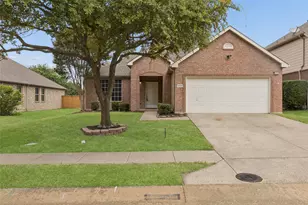 6508 Courtyards Dr, McKinney, TX 75072 - Photo 2